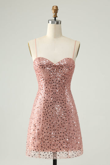 Vestido de cóctel corto con tirantes finos y lentejuelas color rubor brillante